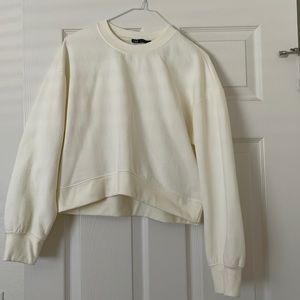 Zara basic sweatshirt S